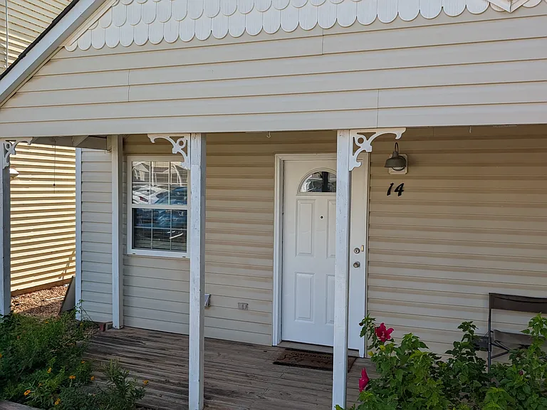 3003 E 4th Ave #14 — Photo 6