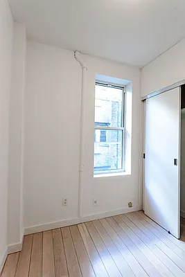 Rented by Dynamik Realty | media 25