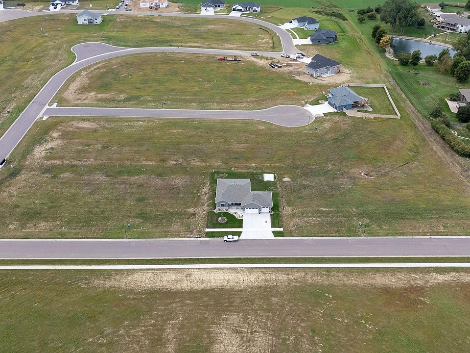 2nd image of 116 High Cross Cir
