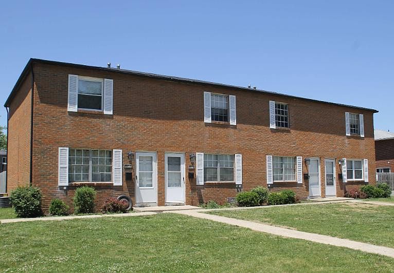 1st image of 1133 McCarley Dr E #1133