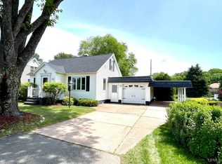 2010 Deer Lake Ave, Ishpeming, MI 49849