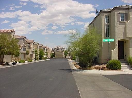 2nd image of 7483 Treak Cliff Ct