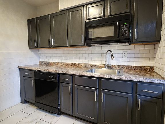 2nd image of 6475 Nottingham Ave #122
