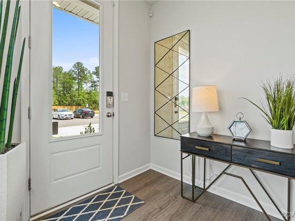 317 Brae Haven Dr, Glen Allen, VA 23060