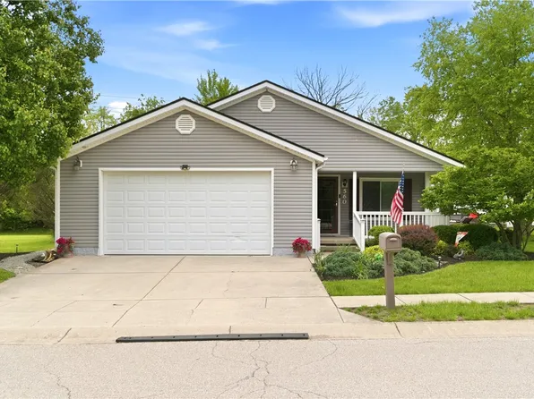 560 Park Hills Xing #40, Fairborn, OH 45324