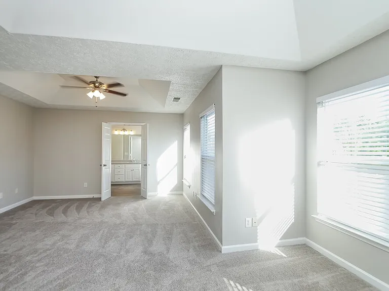 8202 Camp Hill Ct — Photo 11