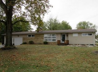 2055 S Spring Ln, Decatur, IL 62521