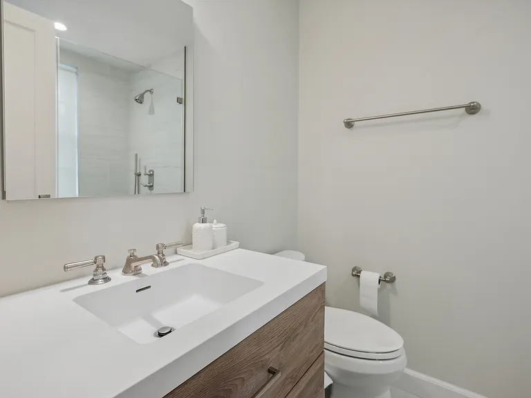 39 Linden Ln — Photo 24