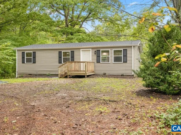 151 Peach Grove Rd, Louisa, VA 23093
