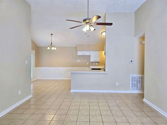 3rd image of 7111 Pheasant Grove Drive