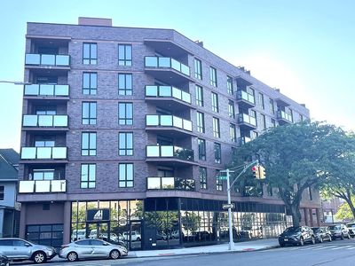 1502 W 1st St APT 3D, Brooklyn, NY, 11204