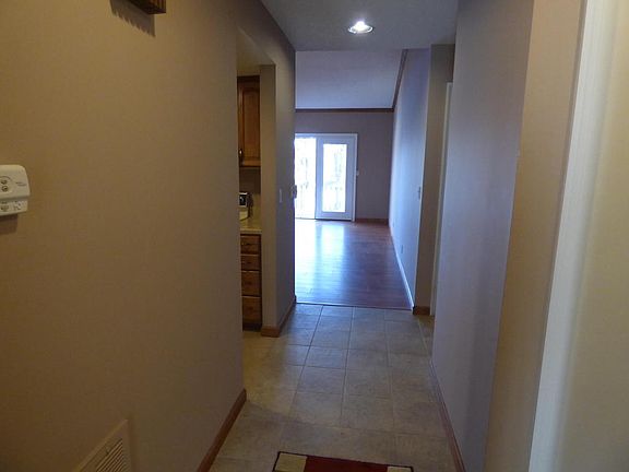 4th image of 347 Lake Catherine Cir