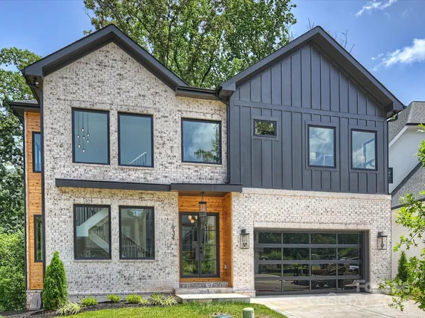 934 Laurel Creek Ln, Charlotte, NC 28211