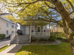 27 Meadow Ave, Bronxville, NY 10708