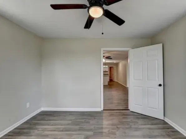 395 Chestnut St, Lawrenceville, GA 30046