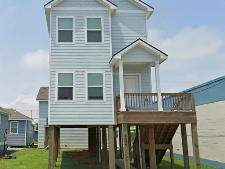 4306 Ball St