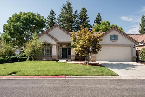 4579 W Oak Park Dr Photo 1