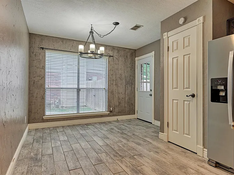 30 Cottage Grove Pl — Photo 16