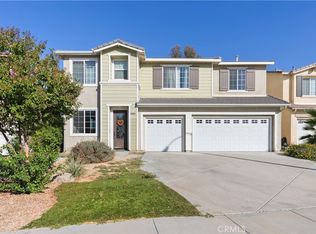 30302 Blue Cedar Dr, Menifee, CA 92584