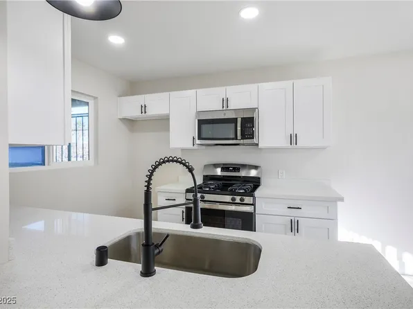 253 N Lamb Blvd Unit E, Las Vegas, NV 89110