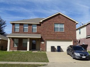 1848 Lynnwood Hills Dr, Fort Worth, TX 76112