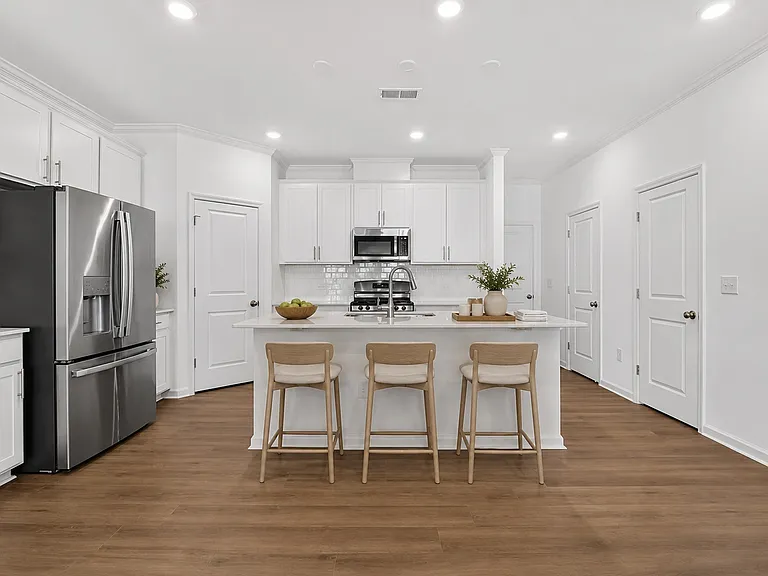 3215 Gypsum Dr — Photo 3
