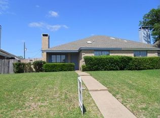 1525 Crescent Ln, Duncanville, TX 75137