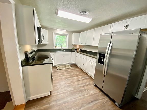 4th image of 215 N Gordon Ave