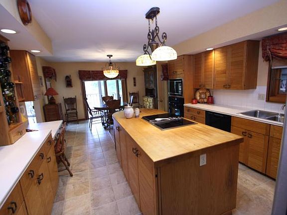4th image of 161 Lakeview Dr NE