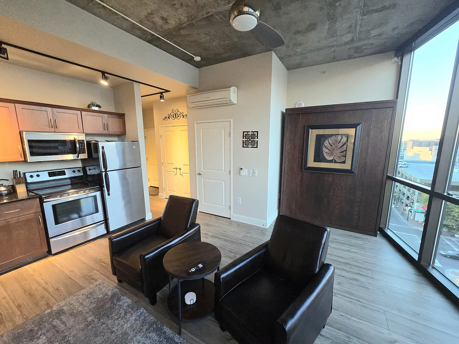Studio, 500 sqft, $1,950 — Photo 4