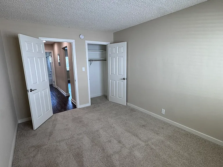 1550 Woodruff Ave #4 — Photo 11