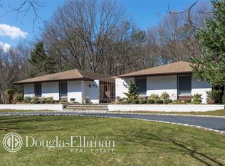52 Woodmont Rd, Melville, NY 11747