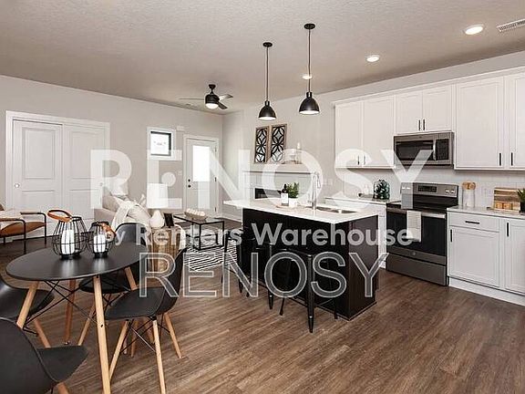 4th image of 3640 NE Marissa Ln