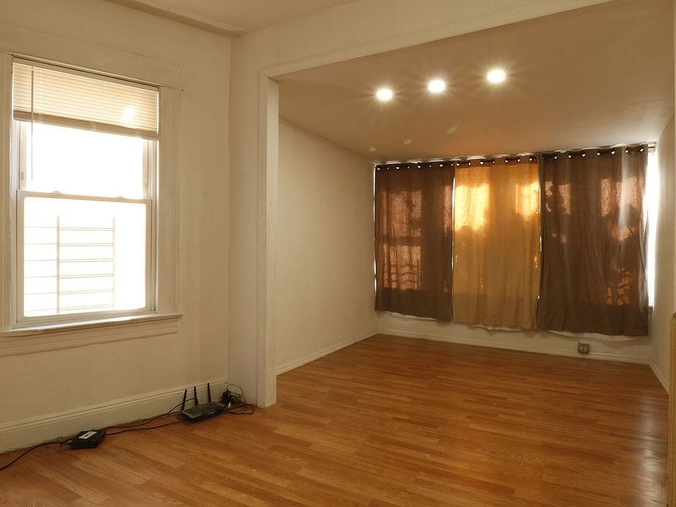 1st image of 83-21 Dongan Ave #2