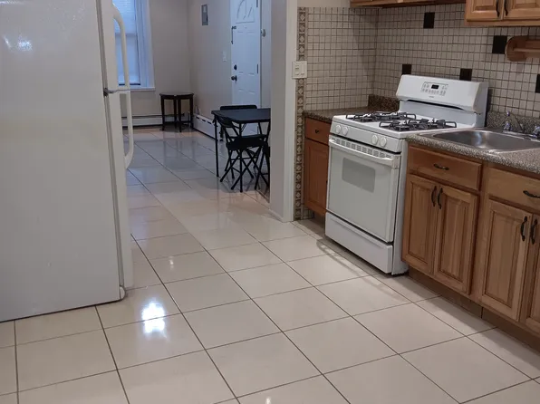 203 8th Street image 4 of 14