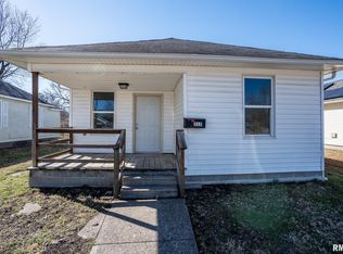 317 N 8th St, Herrin, IL 62948