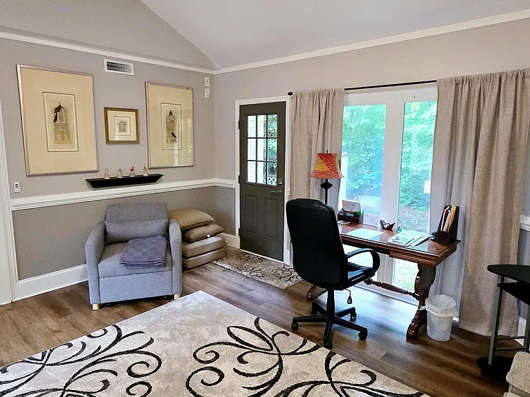 1240 Doubs Chapel Rd — Photo 5