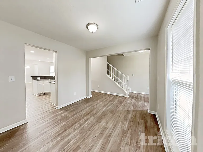 113 Elgin Ln — Photo 19