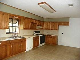 4th image of 193 Hill Terrace Dr
