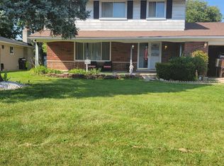 18995 Cheyenne St, Clinton Township, MI 48036