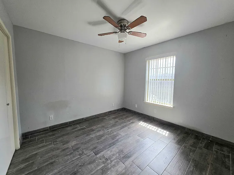 3001 Ashley Pl — Photo 8