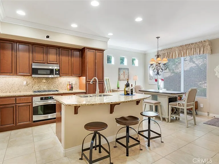 23799 Cahuilla Ct — Photo 2