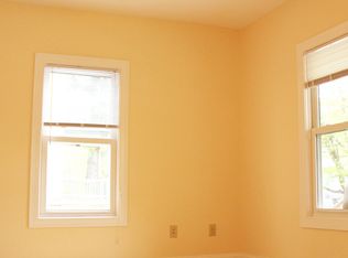 410 St Paul St #1, Burlington, VT 05401