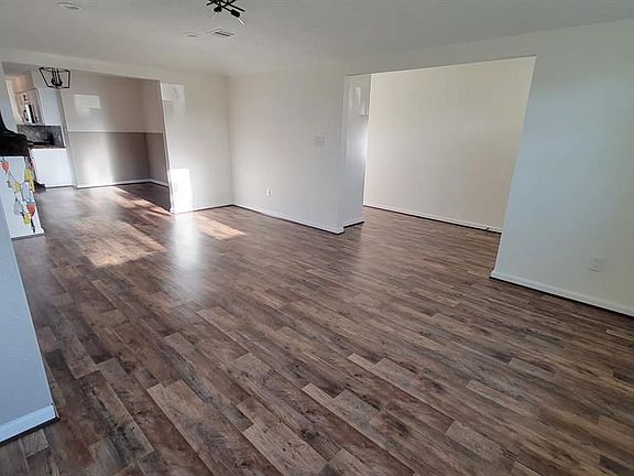 4th image of 713 S 7th St