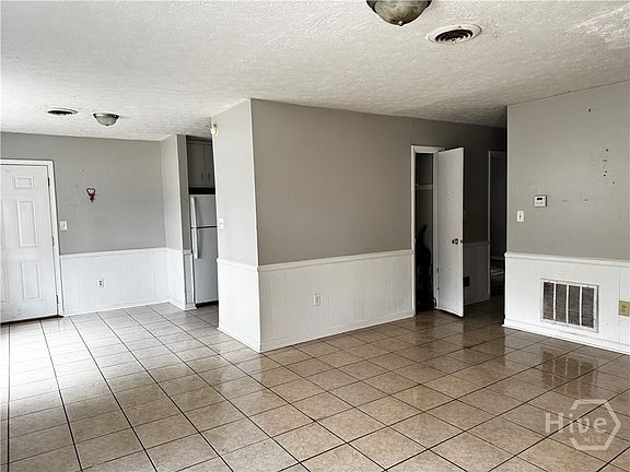 4th image of 122 Park Ridge Court