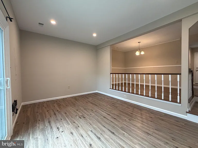 8854 Cherry Oak Ct — Photo 4