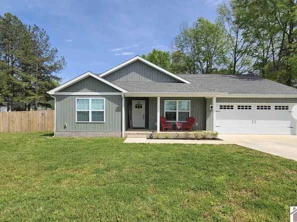 67 Cunningham Ln, Murray, KY 42071