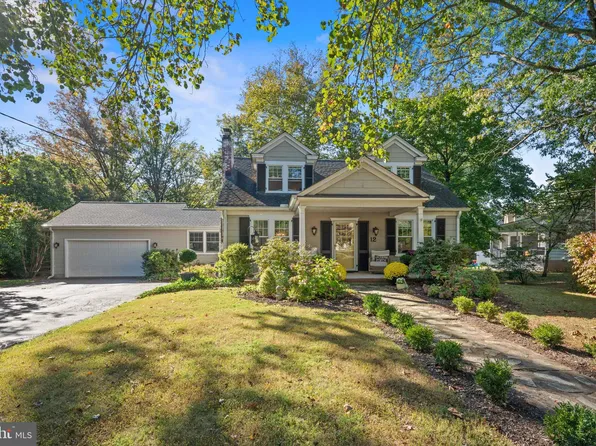 12 Ingleside Ave, Pennington, NJ 08534