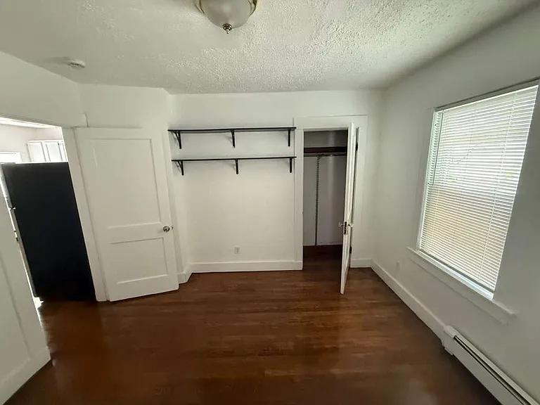 50 Raymond St — Photo 14