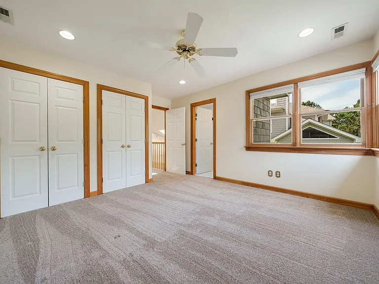 205 Columbia Pl W — Photo 11